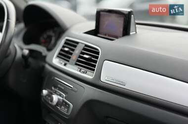 Внедорожник / Кроссовер Audi Q3 2017 в 