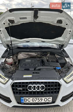 Внедорожник / Кроссовер Audi Q3 2012 в 