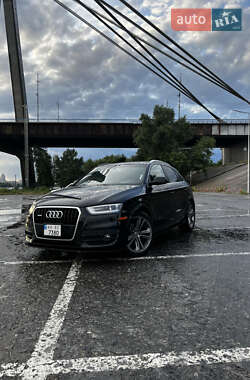 Внедорожник / Кроссовер Audi Q3 2014 в 