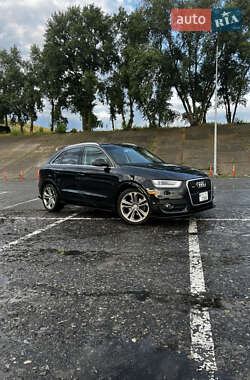 Внедорожник / Кроссовер Audi Q3 2014 в 