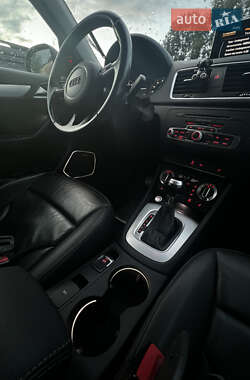 Внедорожник / Кроссовер Audi Q3 2014 в 