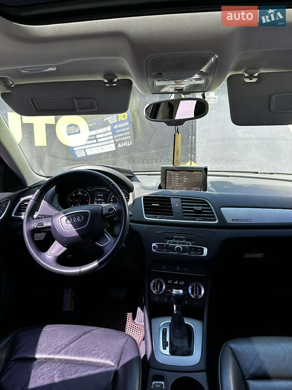 Внедорожник / Кроссовер Audi Q3 2013 в Львове