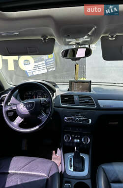 Внедорожник / Кроссовер Audi Q3 2013 в 