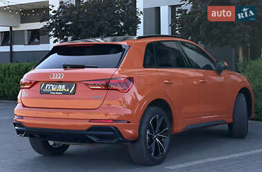 Внедорожник / Кроссовер Audi Q3 2020 в 