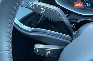 Внедорожник / Кроссовер Audi Q3 2020 в 