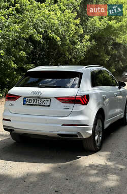 Внедорожник / Кроссовер Audi Q3 2019 в 