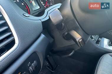 Внедорожник / Кроссовер Audi Q3 2017 в 