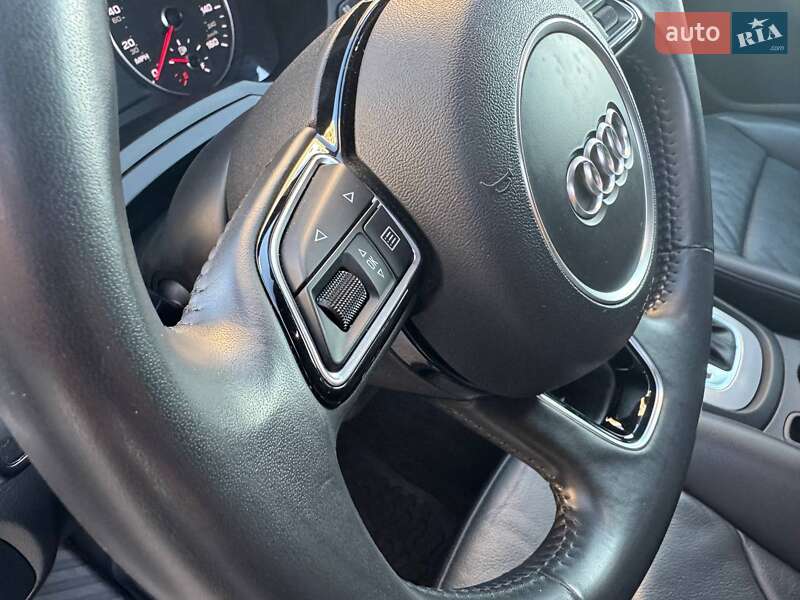 Внедорожник / Кроссовер Audi Q3 2017 в Одессе