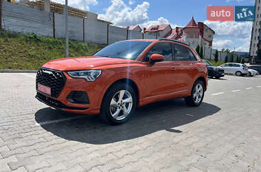 Внедорожник / Кроссовер Audi Q3 2021 в 