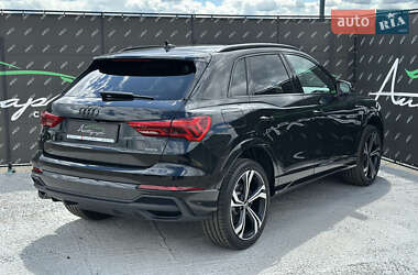 Внедорожник / Кроссовер Audi Q3 2024 в 