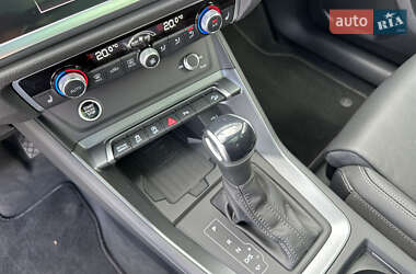 Внедорожник / Кроссовер Audi Q3 2024 в 