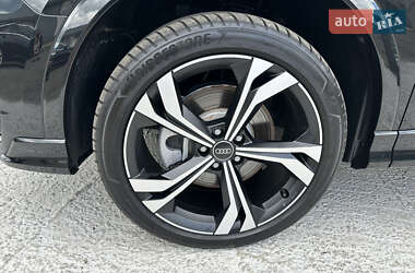 Внедорожник / Кроссовер Audi Q3 2024 в 