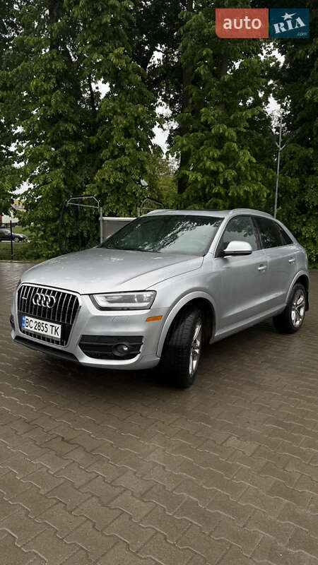 Внедорожник / Кроссовер Audi Q3 2015 в Львове