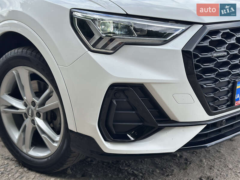 Позашляховик / Кросовер Audi Q3 2019 в Києві