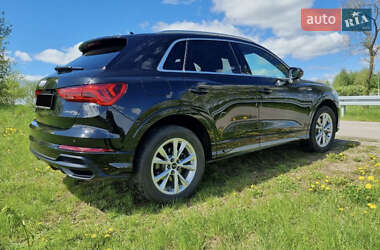 Внедорожник / Кроссовер Audi Q3 2020 в 