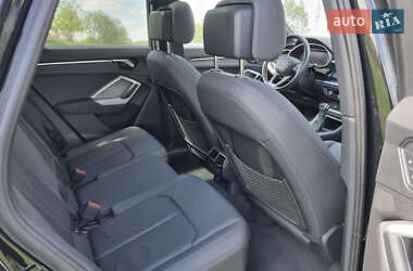 Внедорожник / Кроссовер Audi Q3 2020 в 