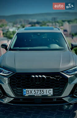 Внедорожник / Кроссовер Audi Q3 2021 в 