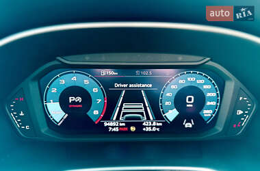 Внедорожник / Кроссовер Audi Q3 2021 в 