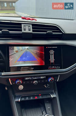 Внедорожник / Кроссовер Audi Q3 2020 в 