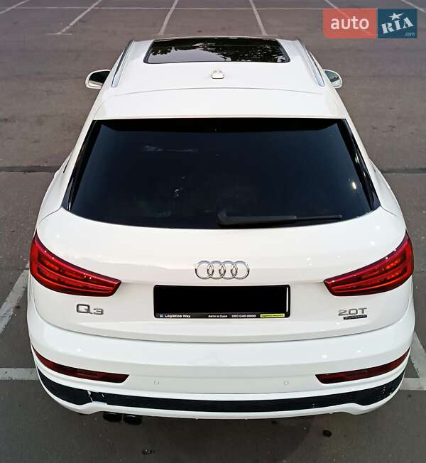 Внедорожник / Кроссовер Audi Q3 2017 в Одессе