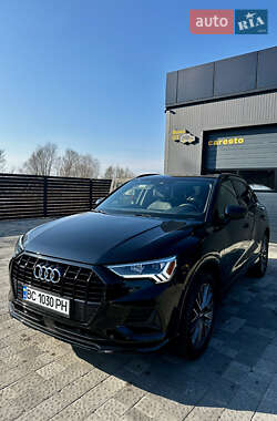 Внедорожник / Кроссовер Audi Q3 2021 в 
