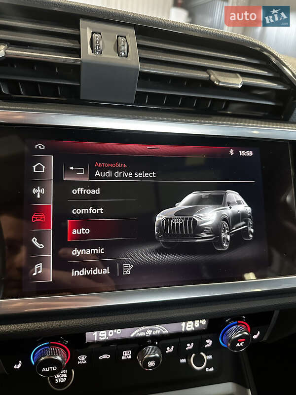 Внедорожник / Кроссовер Audi Q3 2021 в Львове