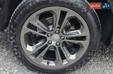 Внедорожник / Кроссовер Audi Q3 2024 в 