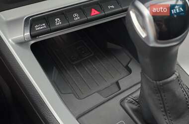 Внедорожник / Кроссовер Audi Q3 2024 в 