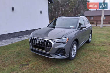 Внедорожник / Кроссовер Audi Q3 2020 в 