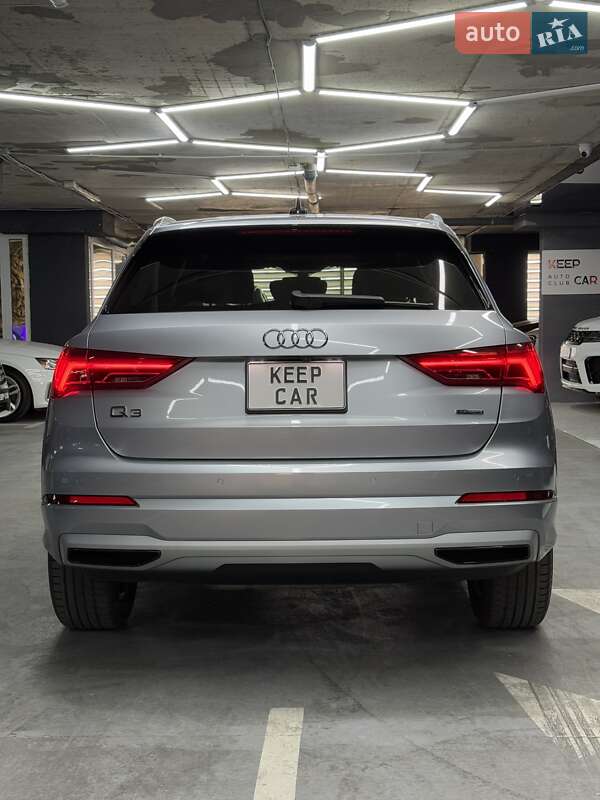 Внедорожник / Кроссовер Audi Q3 2019 в Одессе