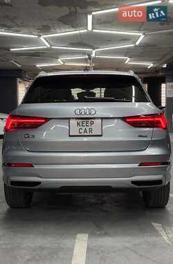 Внедорожник / Кроссовер Audi Q3 2019 в 