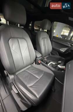 Внедорожник / Кроссовер Audi Q3 2019 в 