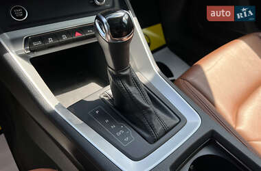 Внедорожник / Кроссовер Audi Q3 2020 в 