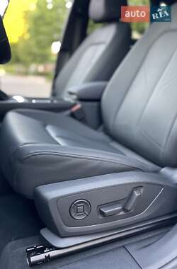 Внедорожник / Кроссовер Audi Q3 2024 в 