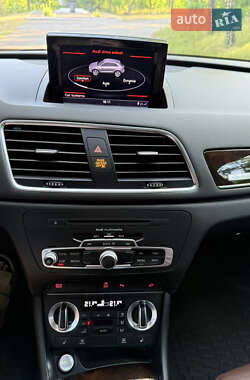 Внедорожник / Кроссовер Audi Q3 2014 в 