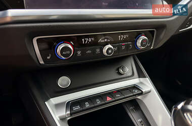 Позашляховик / Кросовер Audi Q3 2020 в 