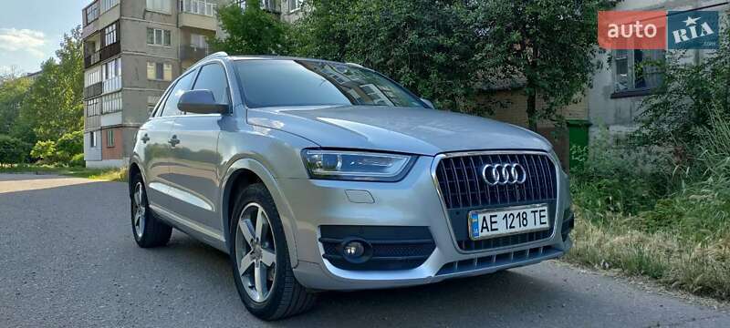 Позашляховик / Кросовер Audi Q3 2014 в Покровську