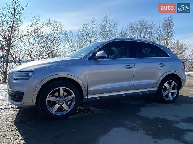 Позашляховик / Кросовер Audi Q3 2014 в Покровську