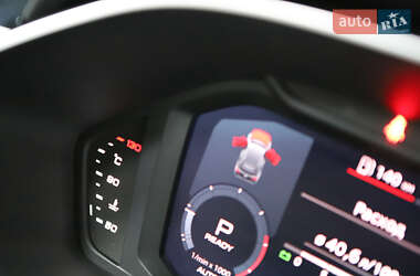 Внедорожник / Кроссовер Audi Q3 2021 в 