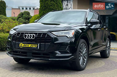 Внедорожник / Кроссовер Audi Q3 2021 в 
