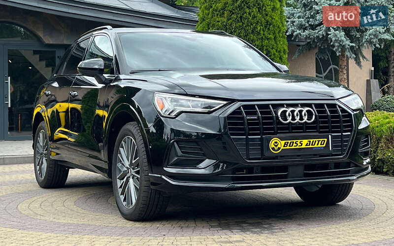 Позашляховик / Кросовер Audi Q3 2021 в Львові