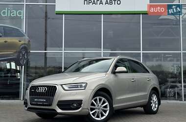 Внедорожник / Кроссовер Audi Q3 2013 в Киеве