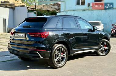 Внедорожник / Кроссовер Audi Q3 2023 в 