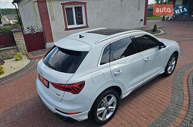 Внедорожник / Кроссовер Audi Q3 2021 в 