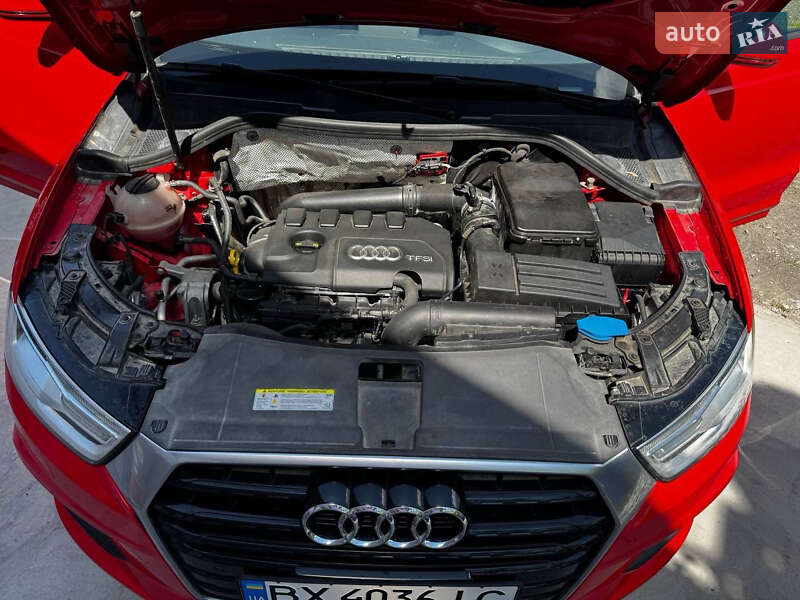 Внедорожник / Кроссовер Audi Q3 2017 в Хмельницком