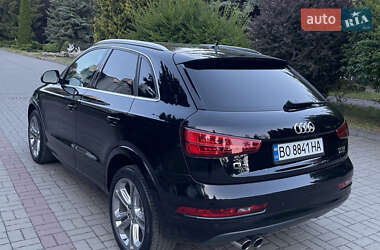 Позашляховик / Кросовер Audi Q3 2018 в 