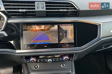 Внедорожник / Кроссовер Audi Q3 2020 в 