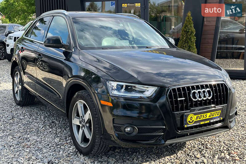 Внедорожник / Кроссовер Audi Q3 2014 в 