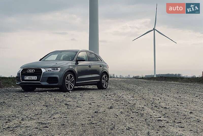 Позашляховик / Кросовер Audi Q3 2016 в Києві