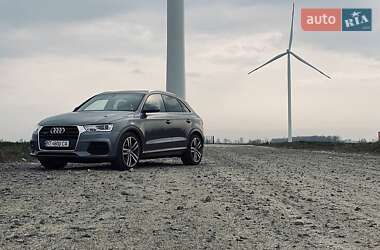 Внедорожник / Кроссовер Audi Q3 2016 в 
